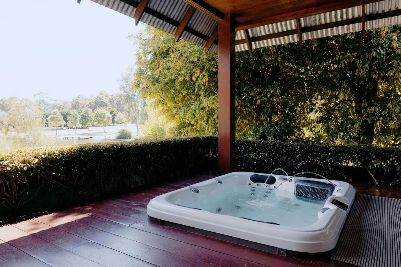 Losari Retreat 5* Bramley